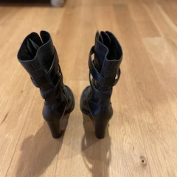 Tory Burch Boots - Picture 6 of 10